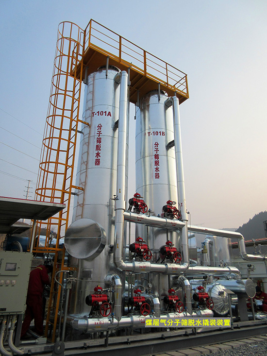 华北油田煤层气分子筛脱水撬装装置